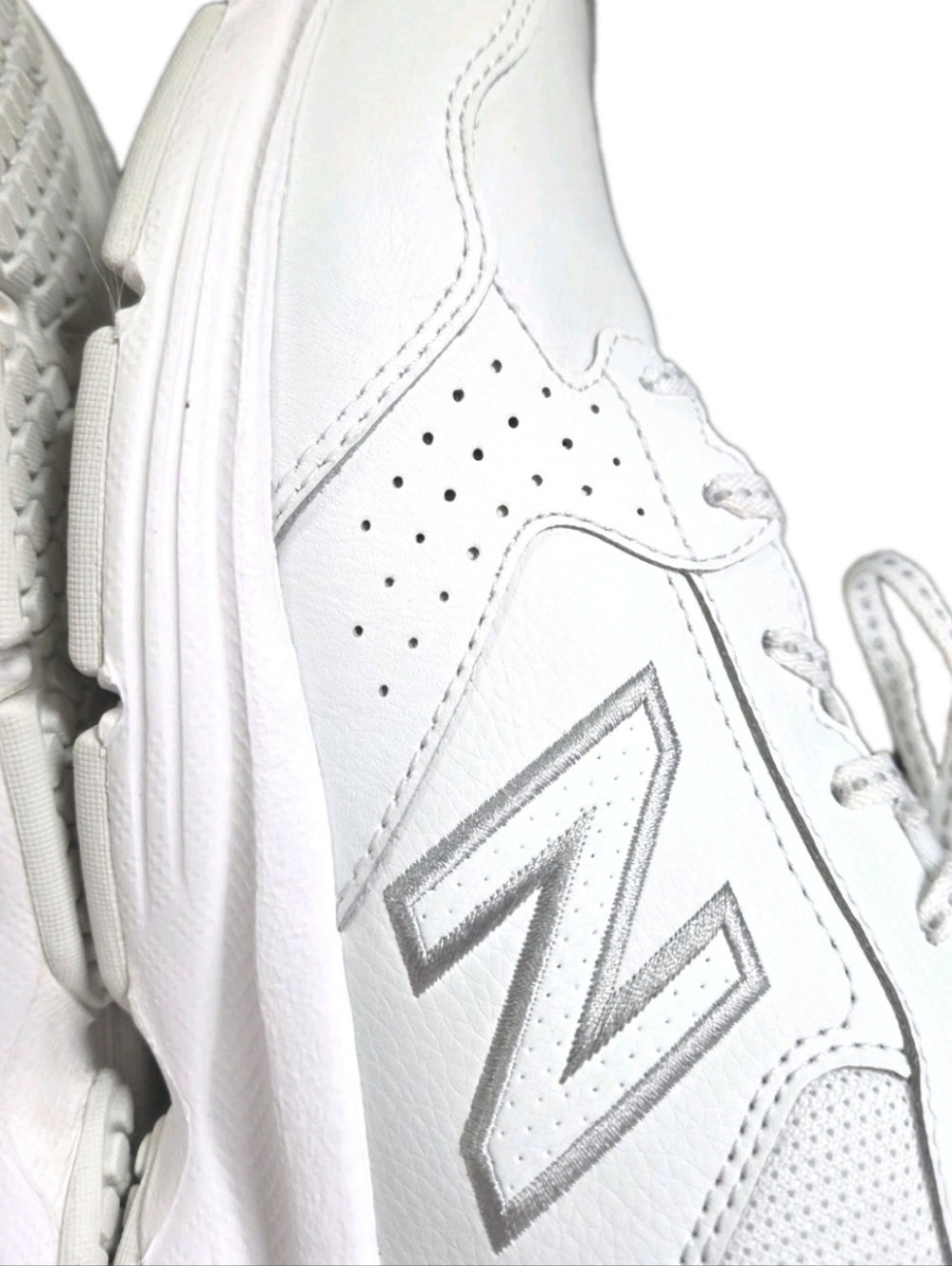 New Balance 411 White Wide Width Cross Trainer Sneakers Men's Sz 10.5 Wmns Sz 12 - Picture 7 of 13